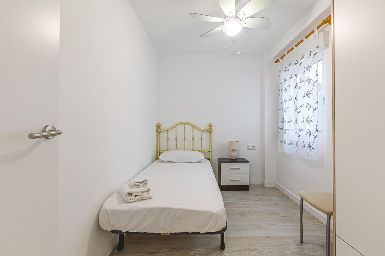 Luminoso Y Acogedor Apartamento Con Ac Alicante Bagian luar foto